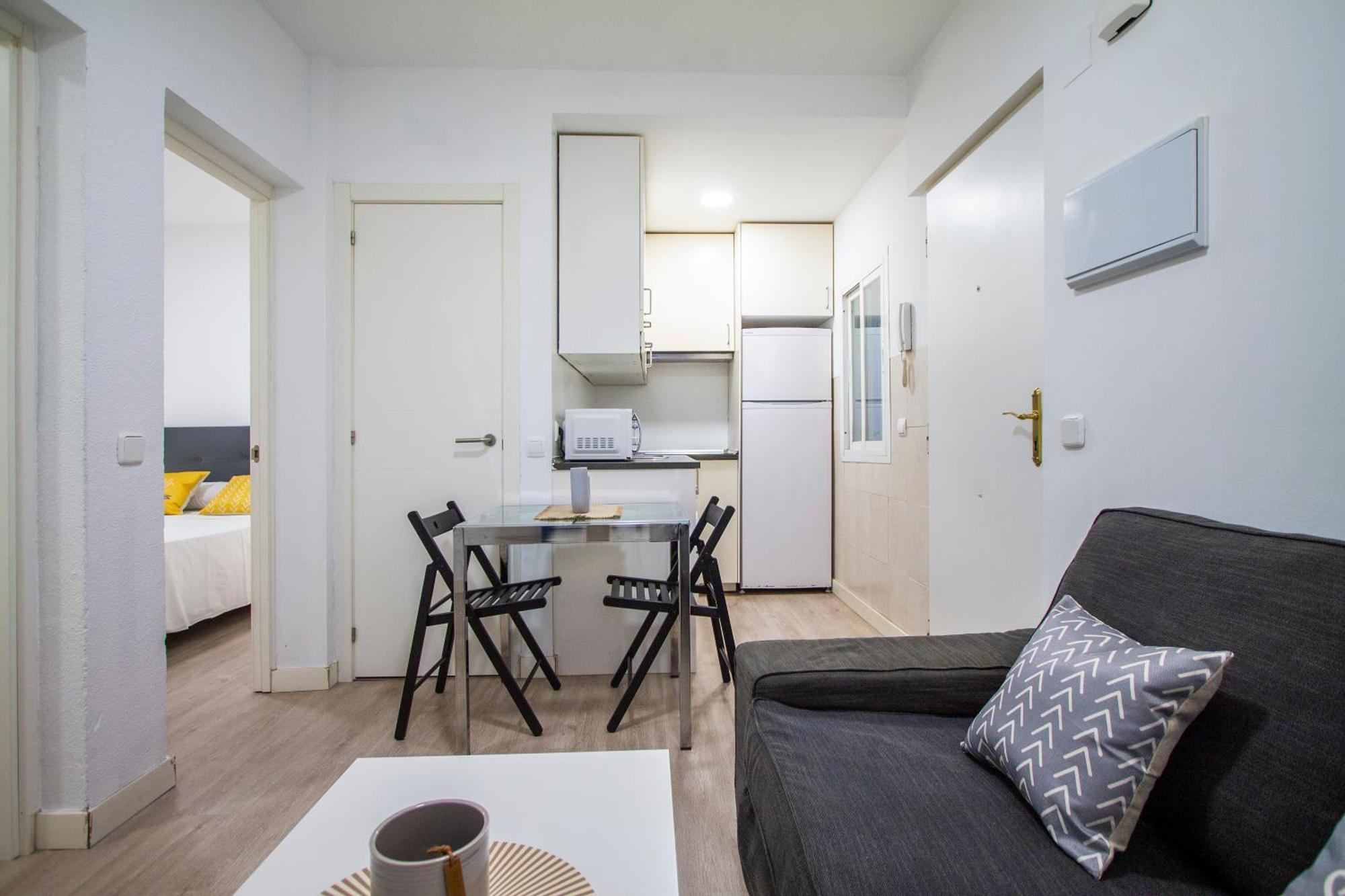 Apartamentos Tetuan Sandino Madrid Kültér fotó