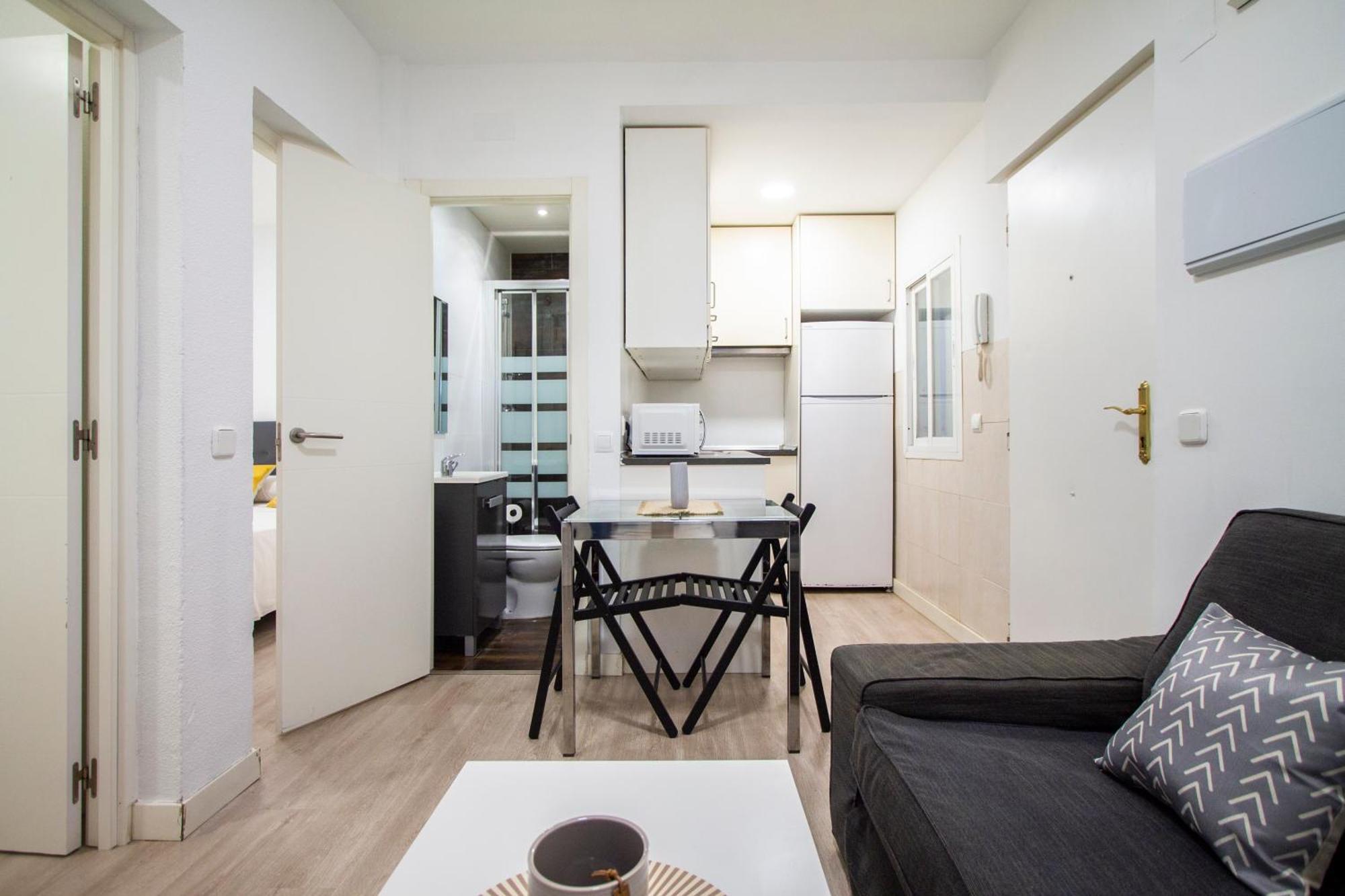Apartamentos Tetuan Sandino Madrid Kültér fotó
