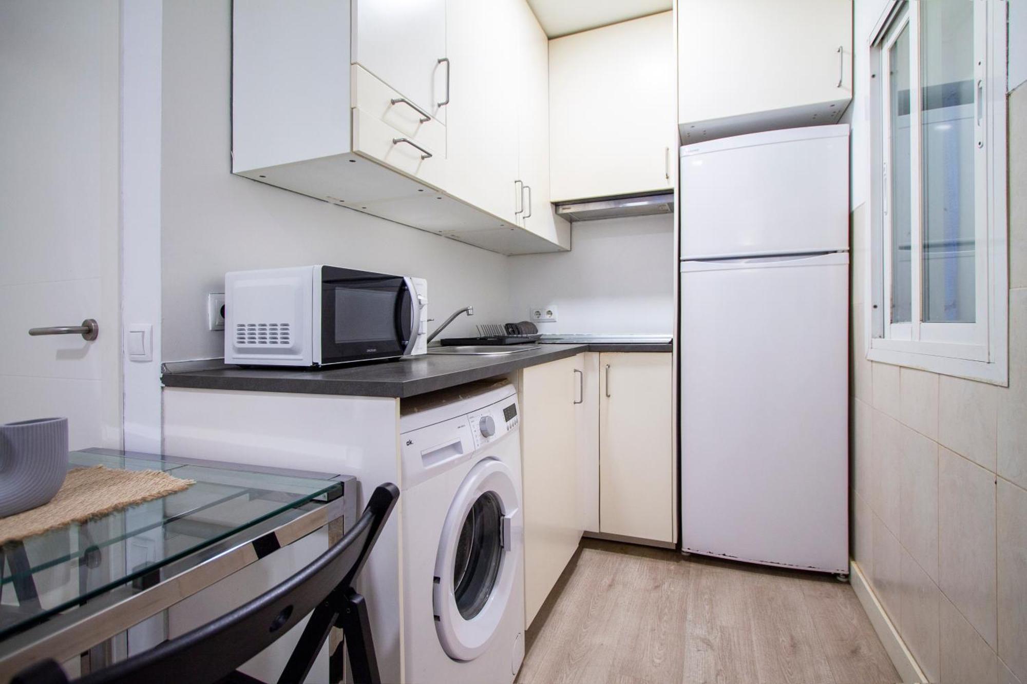 Apartamentos Tetuan Sandino Madrid Kültér fotó