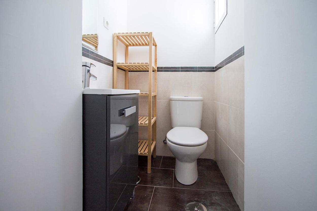 Apartamentos Tetuan Sandino Madrid Kültér fotó