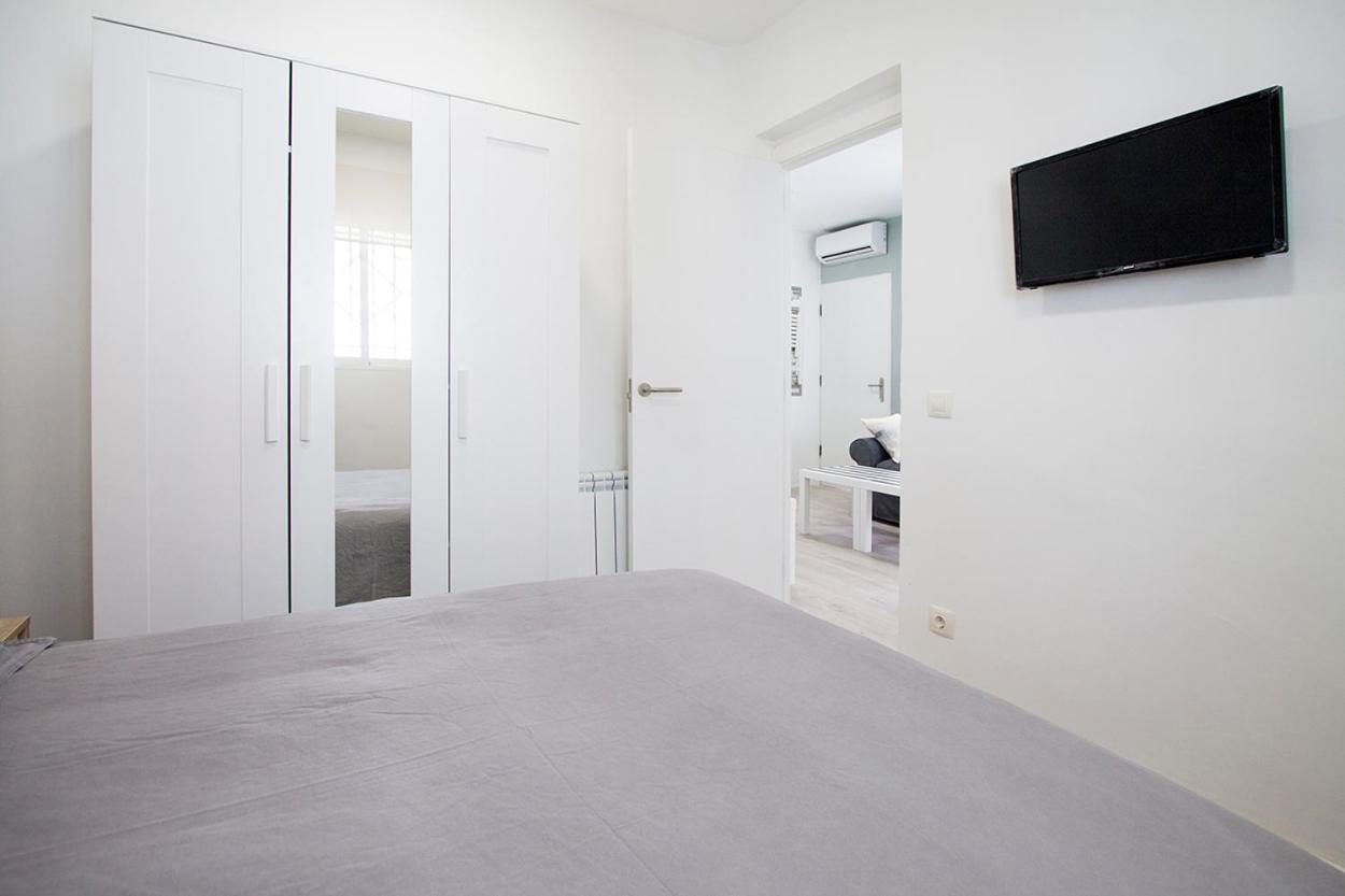 Apartamentos Tetuan Sandino Madrid Kültér fotó