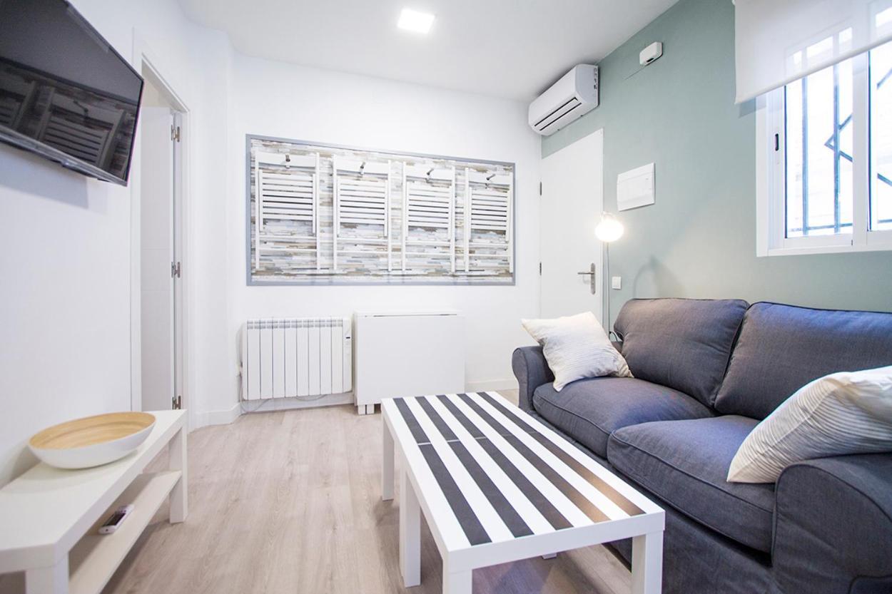 Apartamentos Tetuan Sandino Madrid Kültér fotó