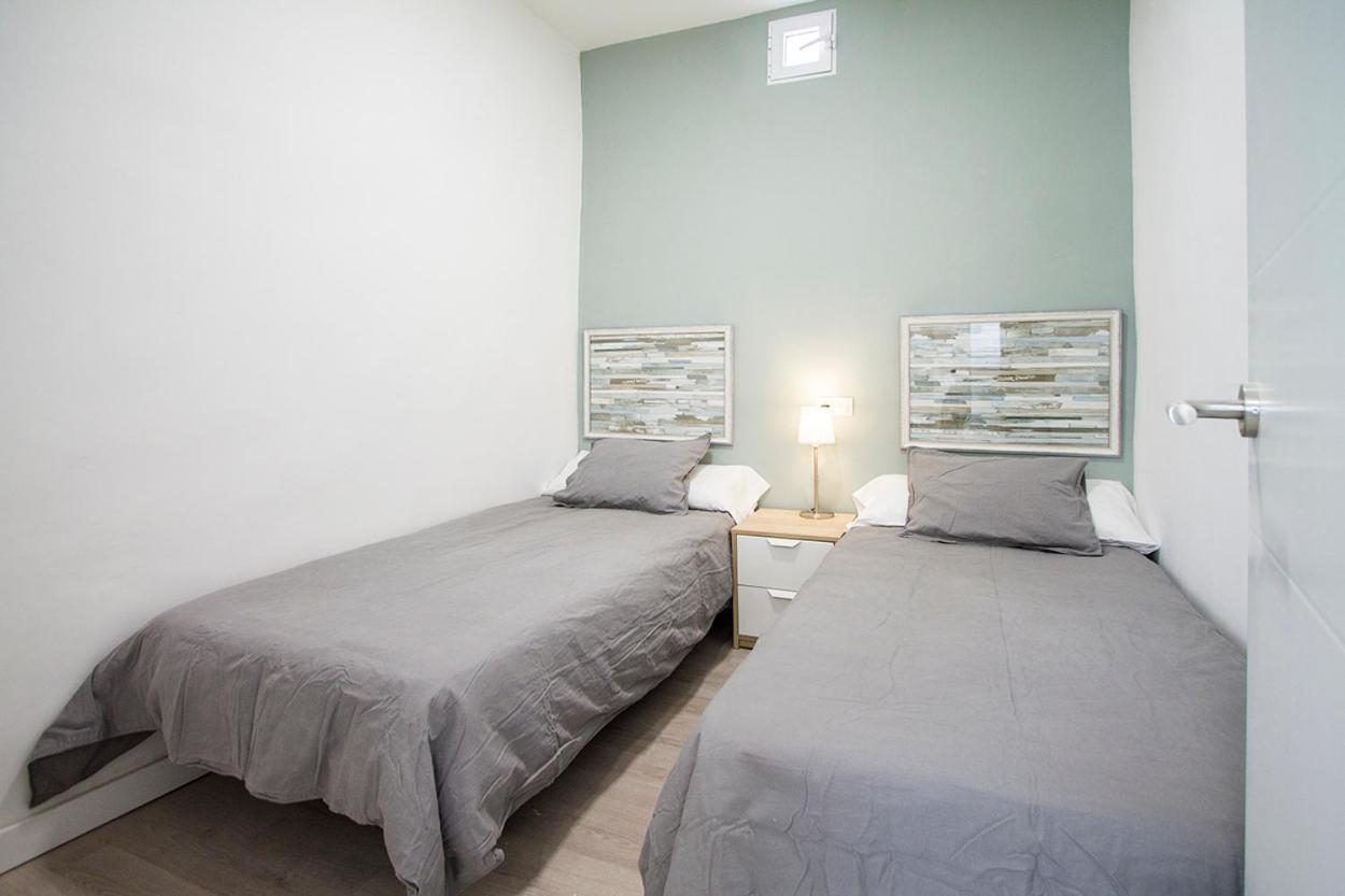 Apartamentos Tetuan Sandino Madrid Kültér fotó
