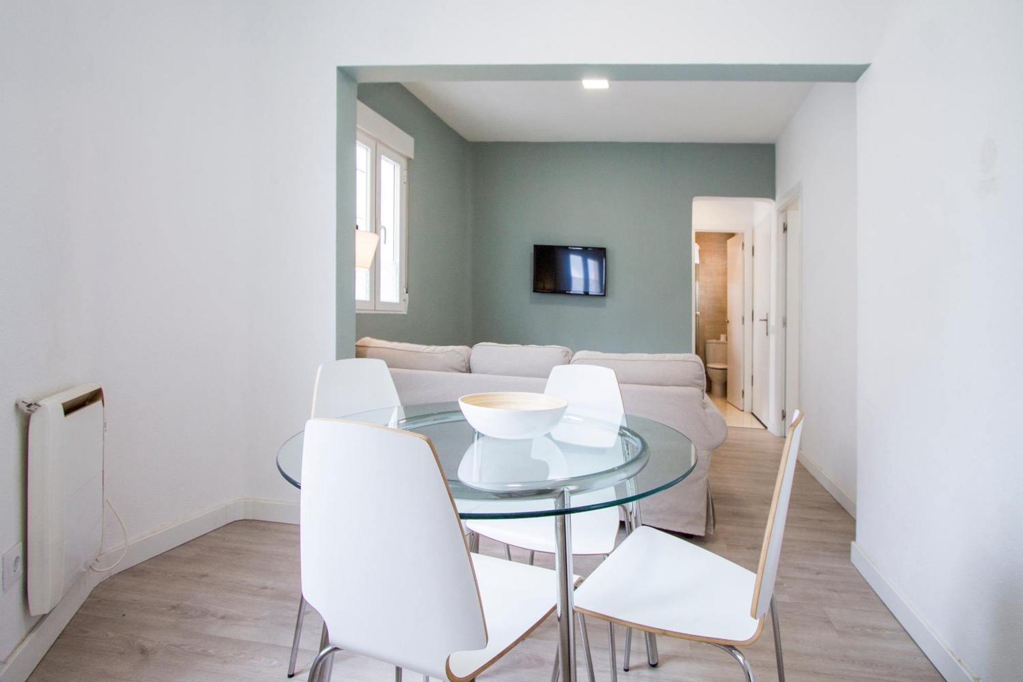 Apartamentos Tetuan Sandino Madrid Kültér fotó