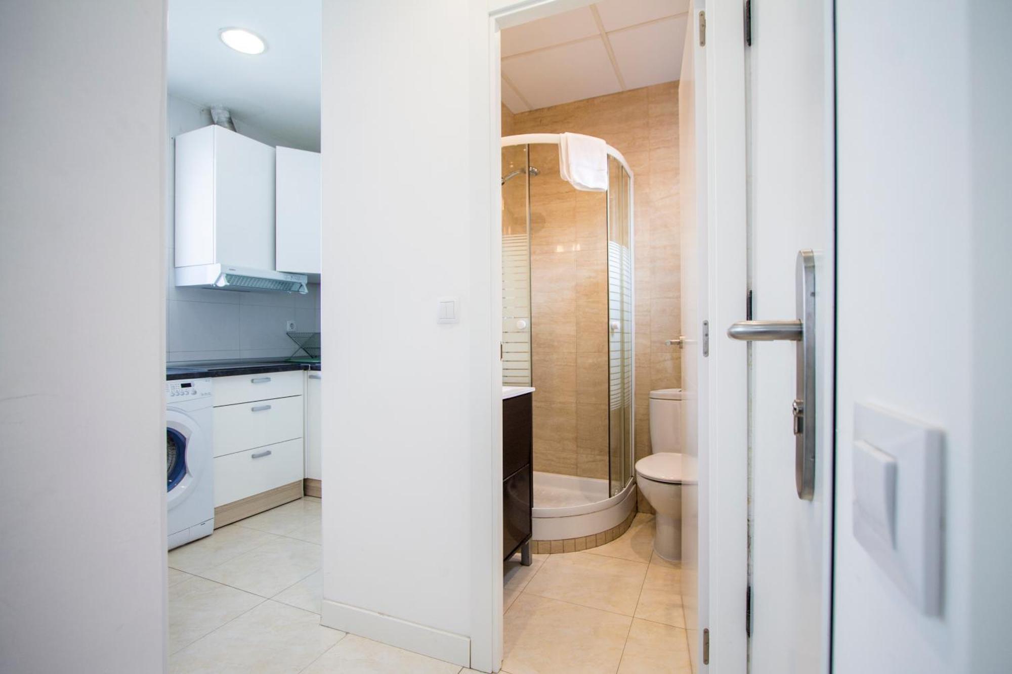 Apartamentos Tetuan Sandino Madrid Kültér fotó